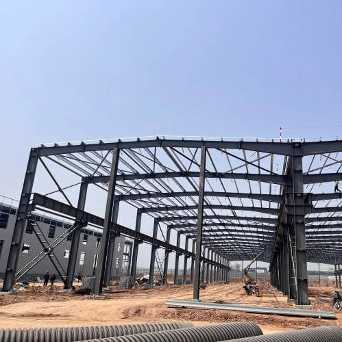 سٹیل کے ڈھانچے میں مرغی کے کوپ کی تعمیر